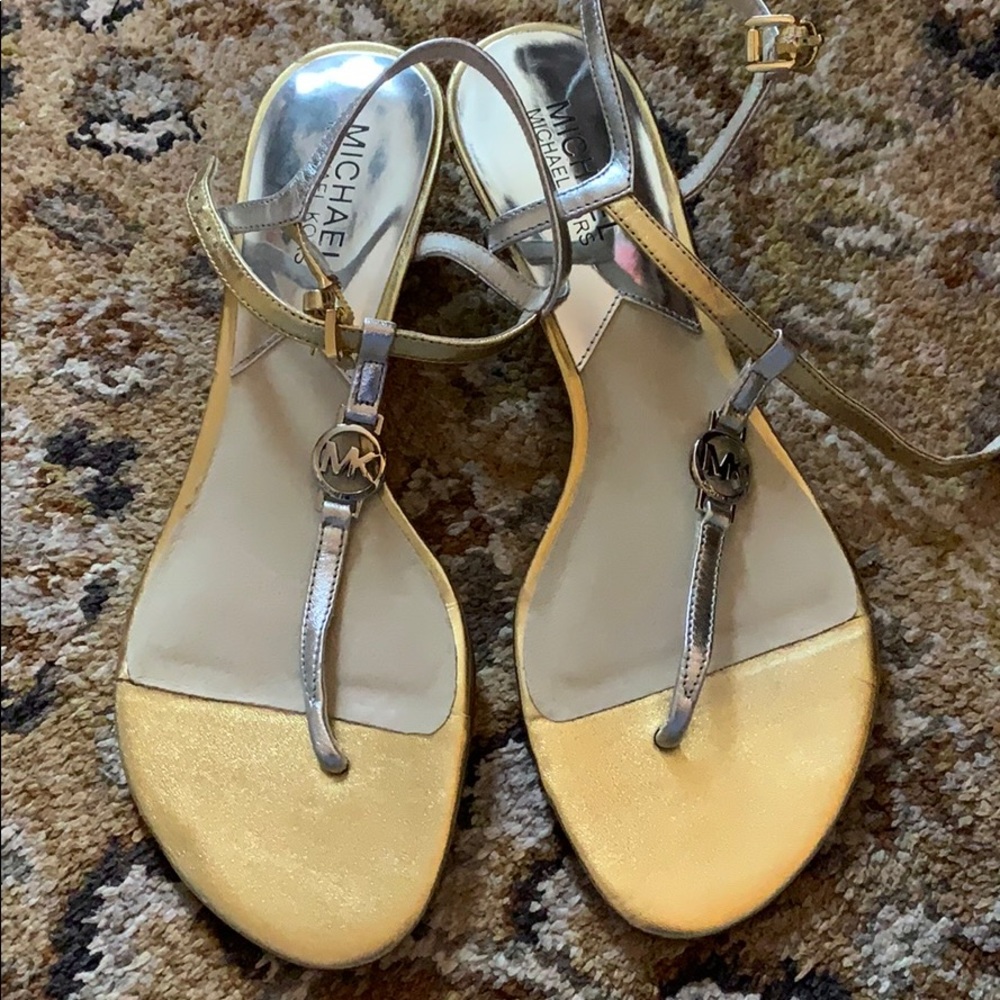 Michael Kota thing sandals size 7.5